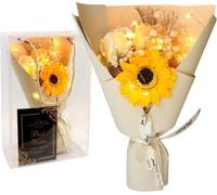 Flamenco Mystique Bouquet parfumé de fleurs de savon dans un coffret cadeau avec éclairage LED BUK07ZO