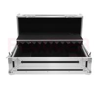 Plugger Case, Flight case professionnel pour contrôleur Pioneer DJ DDJ-REV1. Flight-case en multiplis noir 9mm, cornières aluminium, roulettes, pour contrôleur DJ USB, avec tablette pour PC portable.