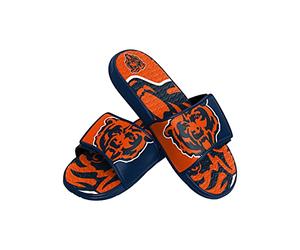 FOCO NFL Chicago Bears Sandales de sport pour homme avec gel de douche à glissière, logo Colorblock Taille XL (13-14) (FFSSNFCBBLGGEL)