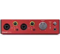 Interface audio Focusrite Clarett+ 2Pre alimentée en USB-C pour la production musicale, avec deux préamplis de niveau professionnel et de puissantes sorties casques/entrées instruments haute fidélité