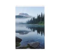Foggy Lake by Mount Rainier Drapeaux pour l'extérieur 6 x 0,9 m - Impression verticale double face - Drapeau de jardin - Bannière de vacances avec œillets - Drapeau de maison pour pelouse, porche