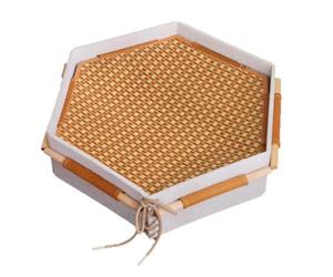Folpus Lit pour Animaux Lit Industriel Lit pour Chat Niche pour Chien Forme Hexagonale Confort Surélevé 5 Cm Surface Aérée Tapis en Bambou avec Montants en Bois Adapté au Salon Chambre Détente Bureau