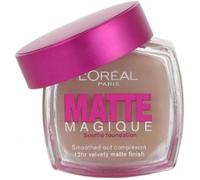 Fond de teint matte Magique & Morphose 200 Beige abricot L' Oreal