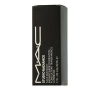 Fond de teint transparent radiant visage et corps MAC Studio Radiance N6 50 ml