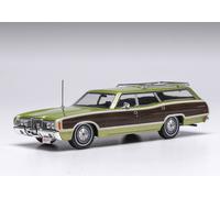 Ford LTD Country Squire Vert clair 1972 1/43 IXO