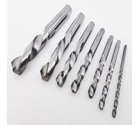 Forets en carbure pour gaucher avec tige droite conçus pour un traitement propre des trous et une décharge efficace des copeaux (4 mm)