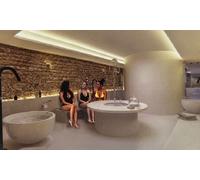 Formule bien-être de 2h20 avec accès hammam gommage spa (bain bouillonnant) et massage de 30 min.