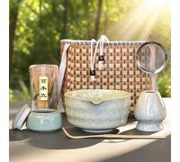 Fouet à Matcha Kit 7 Pcs, Matcha Whisk Set Portabilité, Kit Matcha Complet avec bol matcha bec verseur, sac en rotin fait main, boîte à poudre de thé, fouets, support, tamis, cuillère, Coffret Matcha
