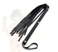 Fouet d'entraînement noir léger et facile à manipuler avec manche allongé pour l'entraînement quotidien