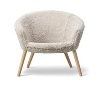 Fredericia Furniture Fauteuil lounge Ditzel peau de mouton Moonlight-chêne