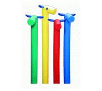 Frite en mousse en couleur matuska dena water noodle horse rouge