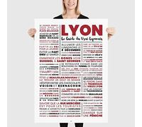 Frog Posters - Affiche Lyon : le guide du vrai Lyonnais - 70 cm x 100 cm - Papier de qualité musée - Made in France - Ecoresponsable - Livrée dans un tube protecteur en carton - Idée cadeau
