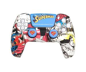 FRTEC - Kit Perso Licence Officielle DC, Silicone + Grips + Sticker Touchpad compatible Playstation 5 (SUPERMAN)