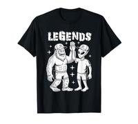 Funny Legends Unite Bigfoot et Alien High-Five Design T-Shirt