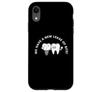 Funny Tooth Pun We Have A New Lease of Bite Coque pour iPhone XR