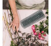 FUTUREORYY Grillage Vert pour Compositions De Fleurs, 2 Rouleaux 0,6 Mm Fil De Fer, Maille 19 Mm, 0,3 x 1,2 M, Support Jardinage DIY, Treillis Métallique Robuste Et Polyvalent