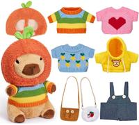 G.C Peluche Capybara 23cm avec Vêtements & Accessoires, Capybara Doux et Réaliste Jouet à Habiller avec Chapeau pour Home Décoration, Noël Anniversaire Cadeau Jouet pour Enfant 4 5 6 7 8 Ans