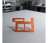 Gabarit de rainurage multifonction pour installation de 86 interrupteurs et trous de verrouillage de poignée avec positionnement stable pour projets de travail du bois de couleur orange (alliage