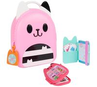 Gabby's Dollhouse, Gabby Girl on-The-Go Ensemble de Voyage pour Fille - Jouets de Voyage pour Simulation, Passeport, téléphone et Boussole - Jouets pour Enfants de 3 Ans et Plus