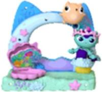 Gaby's Magic House Movie Balcony Play Set Aquarium