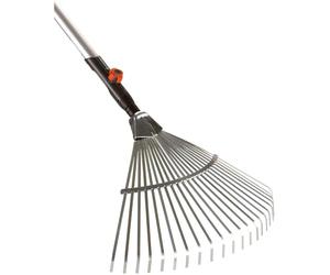 Gardena combisystem balais : Volume des dents d'acier à ressort galvanisées de haute qualité, poignée en bois en bois certifié FSC® 100pour cent , largeur de travail 50 cm (3022-20)