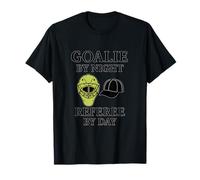 Gardien de But de Nuit Arbitre par Day Sports Mom Dad Gear T-Shirt