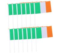 GARIOUANS 20 pièces Lot de Mini Drapeaux Irlandais à Main avec Bâton Décorations Patriotique pour Fête Saint Patrick Portable et Pratique