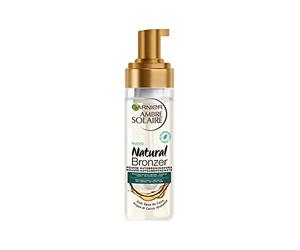 Garnier Ambre Solaire Mousse Autobronzante Natural Bronzer Visage et Corps pour un bronzage naturel jusqu'à une semaine Formule végétalienne enrichie en eau de coco hydratante