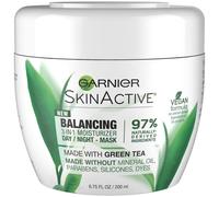 Garnier SkinActive Soin hydratant visage 3 en 1 au th vert Peau grasse 6,75 fl. oz.