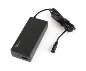 Gembird NPA-AC1D chargeur d'appareils mobiles Netbook, Ordinateur portable Noir Secteur Intérieure