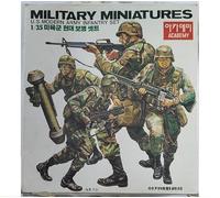 Generico KIT CONSTRUCTION MILITARY MINIATURES 1/35 U.S. MODERN ARMY INFANTRY AA060-1200
