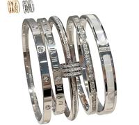 Générique 5-Piece Elegant Stainless Steel Bracelet Set, Fashionable Classic Design, Gold Bead Bracelets for Men and Women, Elegant Bracelet Set for Everyday and Formal Wear, Non Tarnish (Gold)