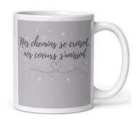 Générique Mug Amour Couple - Tasse Cadeau Couple Amoureux - Mug Amoureux avec Message Romantique “Nos chemins se croisent, nos cœurs s’unissent” - Idée Cadeau Saint-Valentin, Anniversaire, Mariage