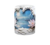 Générique Mug Lotus Zen Trompe-l’œil 3D - Paysage Lac et Gratte-ciel - Sérénité Orientale & Évasion Spirituelle