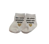 Générique Paire de chaussettes annonce grossesse- Une mamie formidable devient une arrière grand-mère incroyable- Cadeau annonce grossesse arrière grand-mère- doré