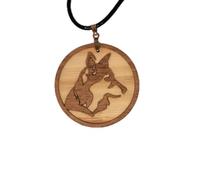 Générique Pendentif artisanal tête de loup - bois de noyer et bambou | Collier gravé au laser | Bijou animal totem | Fabrication française artisanale | Idée cadeau homme, femme