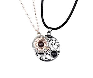 Générique Saint Valentin Moon 100 Projection Couples Sun Necklace I You Langues Colliers et pendentifs (B, One Size)