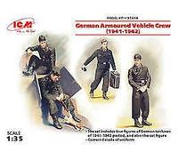 German Armoured Vehicle Crew 1941-1942 4 Figurines And Cat 1:3 5 Plastic Model