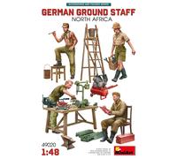 German au Sol Staff With Accessories. North Afrique Figurine 1:48 Plastic Model