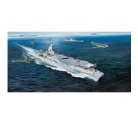 German Navy Aircraft Carrier Dkm Peter Strasser- 1:350e - Trumpeter G