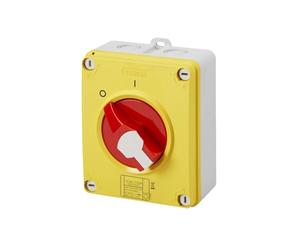 Gewiss INTERRUPTEUR SECTIONNEUR - HP - URGENCE - en BOÎTIER ISOLANT - 16A 4P - POIGNÉ ROUGE CADENASSABLE - IP66/67/69