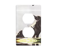 GGNKDL Panneau mural à double prise avec motif loup sur la pelouse - Couvercle d'alimentation durable pour prises et interrupteurs décoratifs