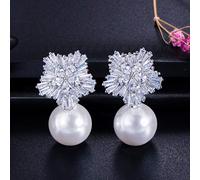 GGYTMQL Conception de Fleurs de Neige Femmes Big Drop Boucles d'oreilles en Perles Blanches avec Cadeau de Noël en zircone cubique