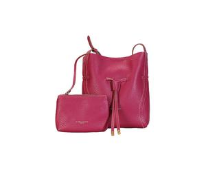 GIANNI CHIARINI Nom du produit : Sac en cuir - Sac seau SIENNA Marque : GIANNI CHIARINI Couleur : rose Catégories : Mode, Femme Matériau : Cuir Détai rose