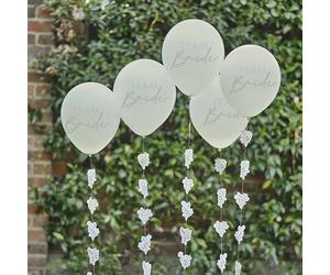 Ginger Ray 'Ballons en latex vert clair Team Bride avec queues florales en papier, décorations de fête de poule, paquet de 5
