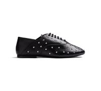 GIOSEPPO Chaussures Plates Noires Style Blucher en Cuir avec détail de Crampons métallisés. Talon malléable Qui Permet Une Utilisation en Mode Babouche. Semelle rembourrée. Talon 1 cm.