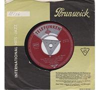 Gitta Lind - Gitta Lind und Silvio Francesco: Von der Liebe träumt der Mond / So schön müßt' es immer sein. Werner Müller und sein Orchester. Single Vinyl. Telefunken U 55159
