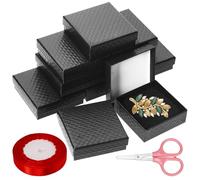 Glarks 12PCS noir 9 x 9 X 3cm Boîte cadeau de bijoux en carton avec des ciseaux roses et 1,5 x 225cm rouge polyester ruban set, diamant motif collier boucles d'oreilles bracelet boîte