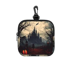Gloomy Castle and Witch Pochette carrée à fermeture éclair avec impression intégrale, tissu en caoutchouc imperméable, léger et durable pour pièces de monnaie, cartes, clés