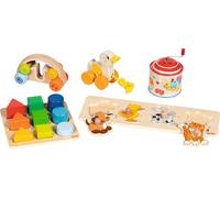 goki 6561 Coffret cadeau Mes premiers jeux - Lot de 5 jouets en bois pour enfants à partir de 12 mois avec véhicule de préhension, canard à tirer, boîte à musique et plateau de tri de couleurs et